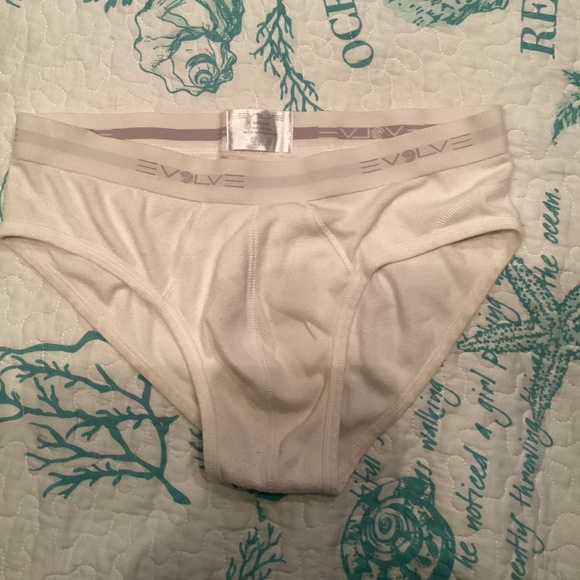 Evolve , white brief, medium - Picture 2 of 4